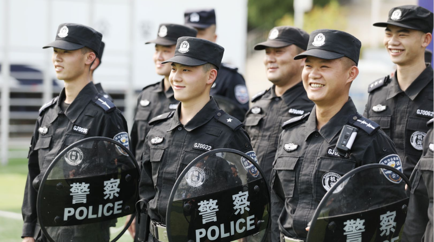 留言模型